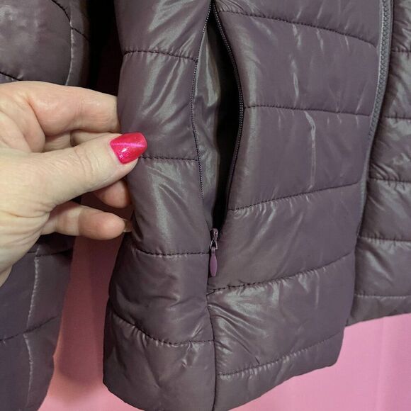 Daisy XLβPurple Puffer Jacket Coat Lite and Unbelievably Comfy Like NEW - Picture 6 of 11